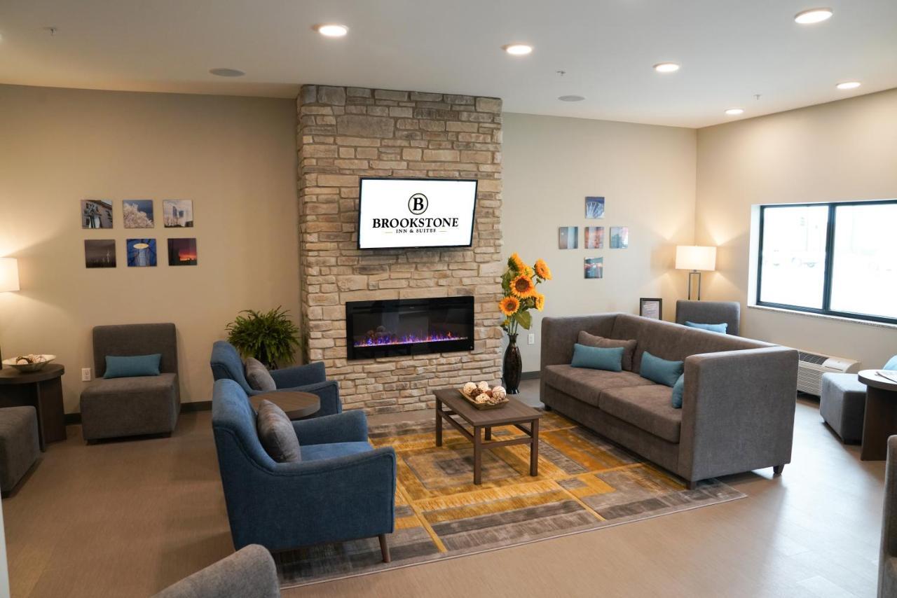 Brookstone Inn & Suites Fort Dodge Zewnętrze zdjęcie
